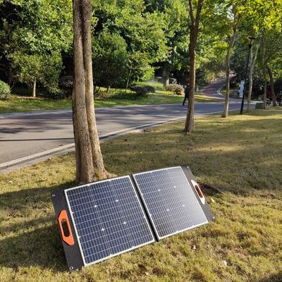 Panneau solaire pliable noir de 100 W