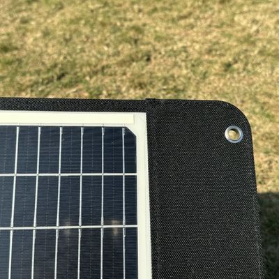 Panneau de cellules solaires de 60 W pour une charge rapide 17.5V/3.4A DC Output Design pliable