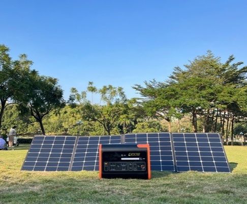 Condition 100W 17,7V Panneau solaire flexible pour chargeur Matériau en silicium monocristallin