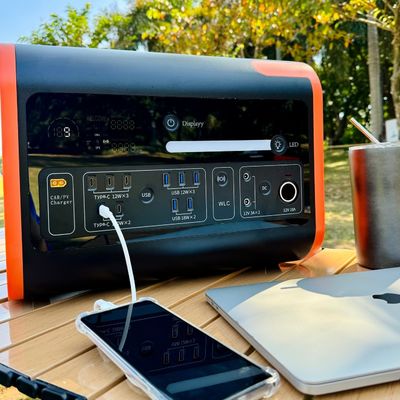 Camping en extérieur Énergie portable centrale solaire 2048wh 2200W LiFePO4 batterie