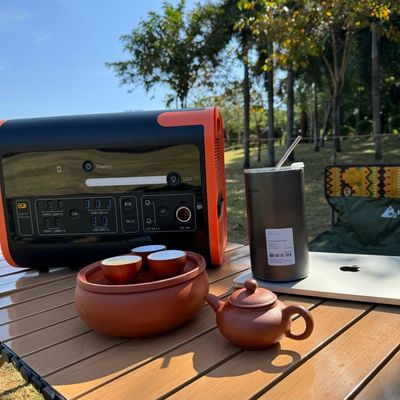 Appareil électrique d'urgence portable 2200W Stockage d'énergie pour les activités extérieures domestiques