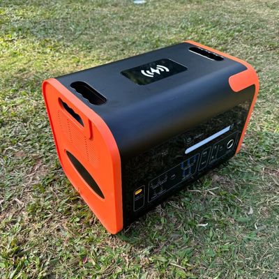 Station électrique portable haute puissance 2200W batterie au lithium fer phosphate Système solaire