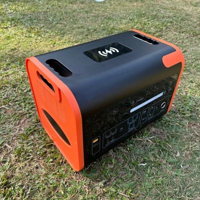 AT22 LiFePO4 2000W Super charge rapide centrale électrique mobile portable CA 220V en extérieur