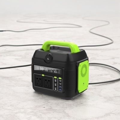Appareil électrique de stockage de l'énergie solaire pour l'extérieur