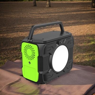 Système de production d'électricité solaire de 200 W avec sortie CA/CC modèle portable N° S2X-173