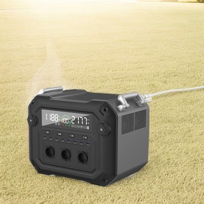 Générateur solaire à protection multiple de 2500 W 110 V 120 V pour la recharge mobile haute puissance