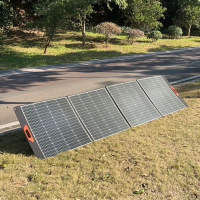 Panneaux solaires pliables pour camping à 300 W