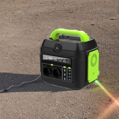 Centrale électrique portable de 600 W avec technologie MPPT et onduleur d'onde sinusoïdale pure