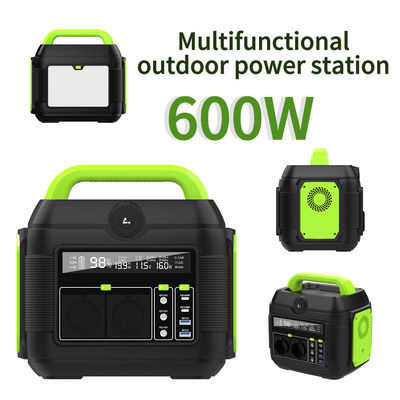 Demande personnalisée 220V sans fil rechargeable stockage d'énergie solaire