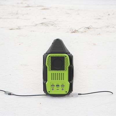 Stockage d'énergie renouvelable Générateur portable de 300W pour le camping en plein air et la recharge de drones