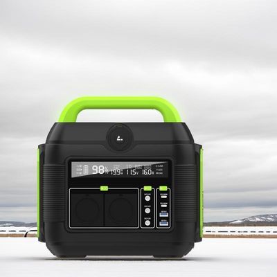Sortie multifonctionnelle 600W Camping extérieur RV Stockage d'énergie centrale électrique recyclable