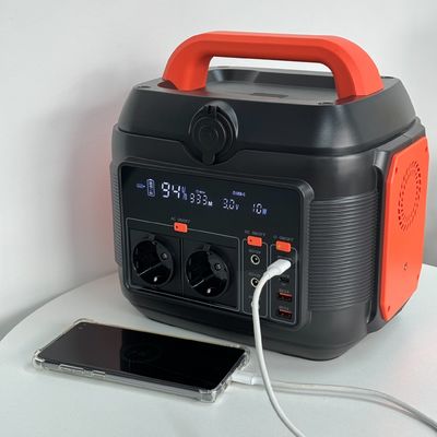 576wh Générateur solaire portable de capacité nominale pour la recharge mobile et les coupures de courant