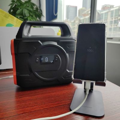 Générateur solaire portable personnalisable à batterie lithium-ion de 300 W avec technologie MPPT