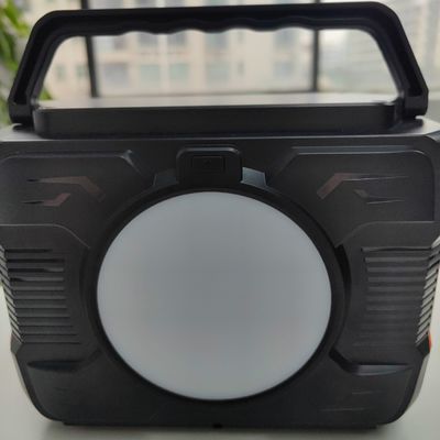 Sortie CA Forme d'onde modifiée 200W Système d'énergie de secours rechargeable pour le camping