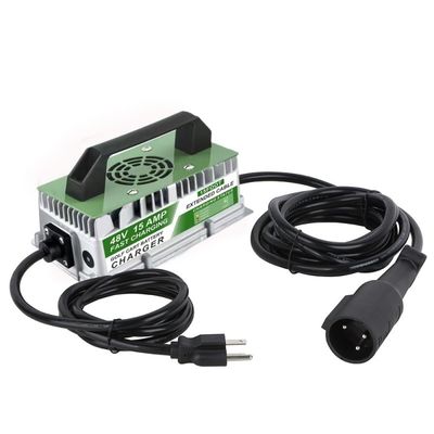 Chargeur à courant continu intelligent pour chariots de golf