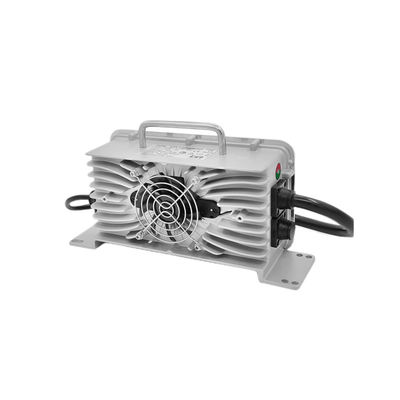 Chargeur à courant continu intelligent pour chariots de golf