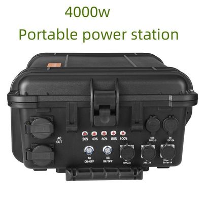 Station électrique mobile multifonctionnelle de grande capacité LiFePO4 220V 4000W pour les situations d'urgence