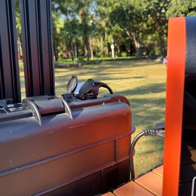 Voyage en plein air Grande capacité centrale solaire portable avec batterie LiFePO4 4000W