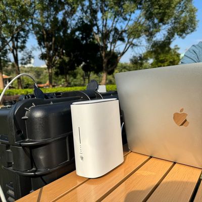 Drone de camping 3000W Pure Sine Wave Station solaire avec lumière LED à l'épreuve de l'explosion