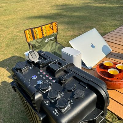 Puissance maximale 8000 W Station de stockage d'énergie pour les urgences à domicile/camping/soleil