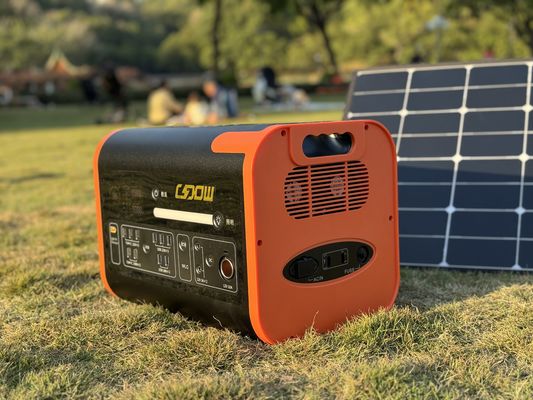 Station électrique mobile pour la maison et le camping 2048wh Générateur solaire AT22 pour la recharge des voitures