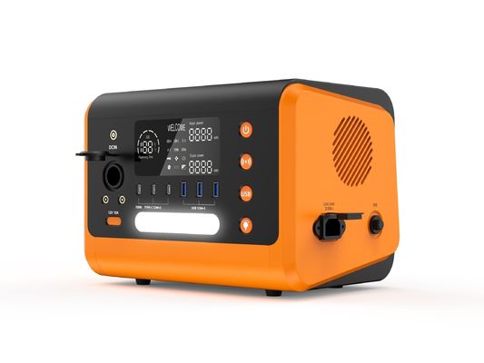 600W 700W 230V centrale solaire à batterie au lithium LiFePO4 avec HT60 et panneaux solaires
