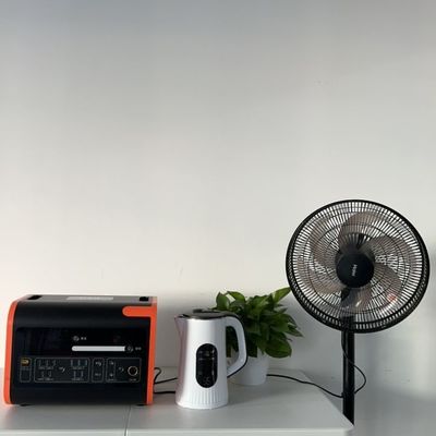 Stockage d'énergie de 2000 W/générateur portable avec charge solaire pour voiture Type AC DC USB Charge AT22