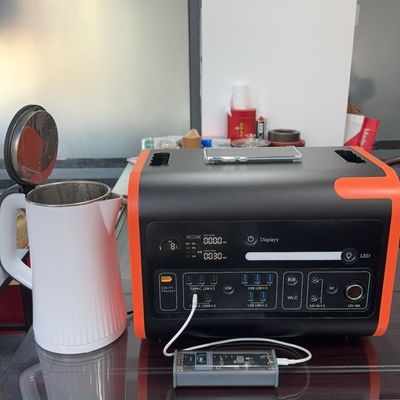 Stockage d'énergie de 2000 W/générateur portable avec charge solaire pour voiture Type AC DC USB Charge AT22