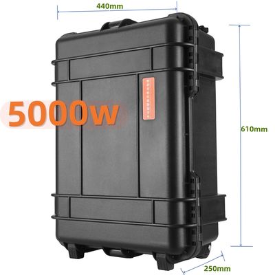 Puissance maximale 8000W LT-50 UE US Sortie universelle d'onde sinusoïdale pure DC AC Inverteur centrale électrique