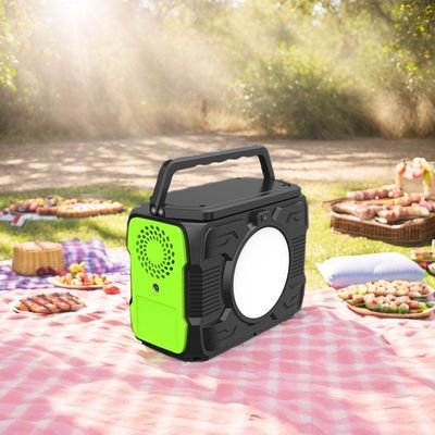 Amérique du Sud 200 W de stockage d'énergie d'urgence d'énergie mobile de 600 W de centrale solaire portable
