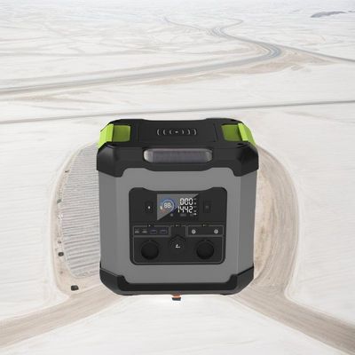 Générateur portable de stockage d'énergie solaire pour l'alimentation en urgence en extérieur