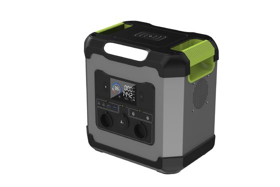 2000W de charge rapide MPPT LiFePO4 Inverteur de batterie tout-en-un hors réseau Système solaire avec prise de sortie AC britannique
