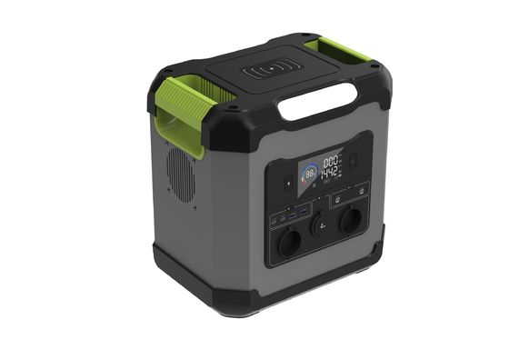 2000W de charge rapide MPPT LiFePO4 Inverteur de batterie tout-en-un hors réseau Système solaire avec prise de sortie AC britannique