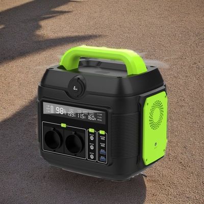 Durable Le générateur solaire original de 576 wh 300W 600W et panneaux solaires pour l' éclairage domestique