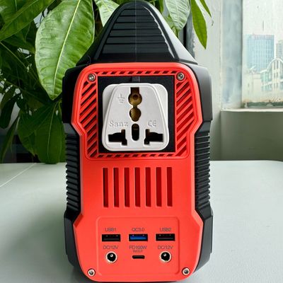 Générateur de stockage d'énergie à haute puissance de 300 W pour balcon RV avec éclairage LED