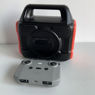 Générateur solaire de 300 W AC DC Chargement double USB de type C pour station de charge extérieure