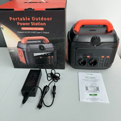 Type-C Pd 100 W d'onde sinusoïdale batterie au lithium protection contre la surtempérature Temps de charge 3-6h