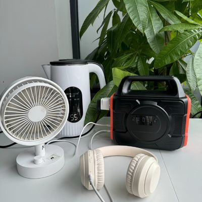 110/220V 300W/288wh Générateur d'onde sinusoïdale Station électrique extérieure en couleur personnalisable