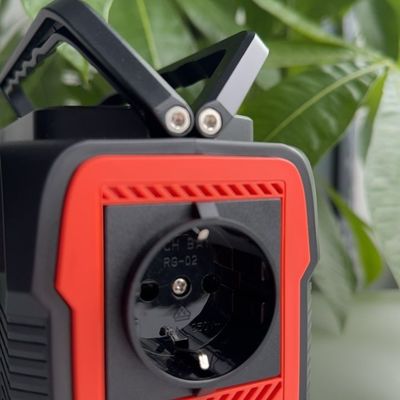 110/220V-50Hz/60Hz CA Sortie 48000mAh Générateur solaire pour les centrales électriques de camping