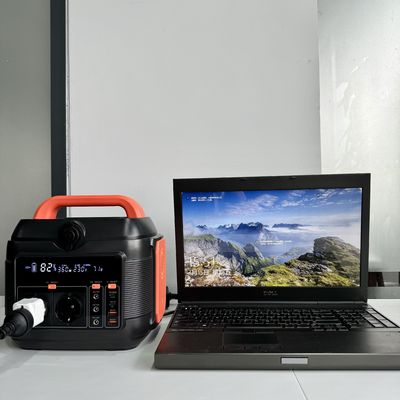 Station d'alimentation en énergie solaire d'urgence portable de 200W600W avec sortie d'onde sine
