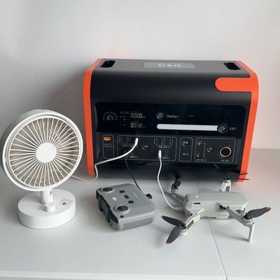 AT22 LiFePO4 Station de charge portable à batterie 600W 1000W 2200W pour les campeurs mobiles
