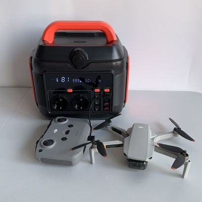 Centrale solaire de stockage d'énergie extérieure portable de 600 W avec batterie au lithium