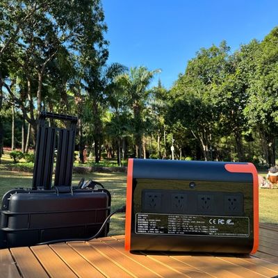 800 W de charge solaire d'une grande capacité alimentation mobile pour tous les appareils compatibles