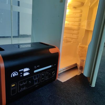 110V/220V AC/DC mobile rechargeable 2200W centrale électrique portable AT22 Couleur orange Noir