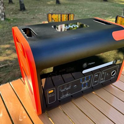 40ah/110V/220V Mobile rechargeable 2200W Camping extérieur Lithium batterie électrique centrale électrique portable