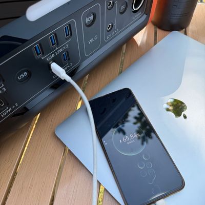 Une centrale solaire de 2200 W avec une batterie lithium fer phosphate sûre et durable