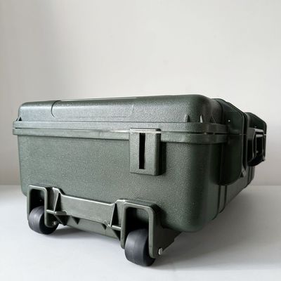 Station de chargement solaire portable de 6000 W avec cadre moyen ABS et contrôleur MPPT