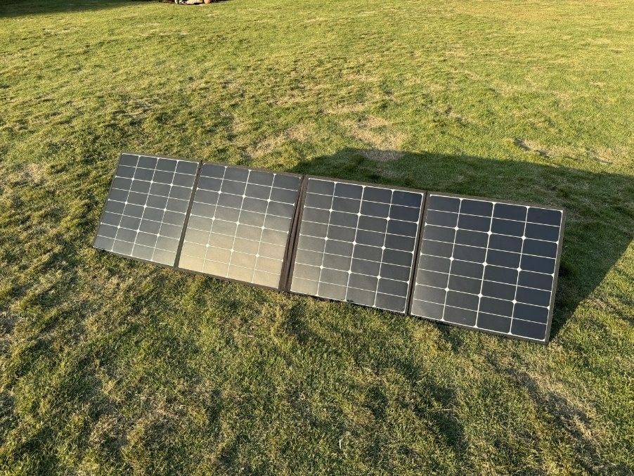 Service après-vente Oui Chargeur solaire portable de 200 W pour téléphones mobiles et tablettes
