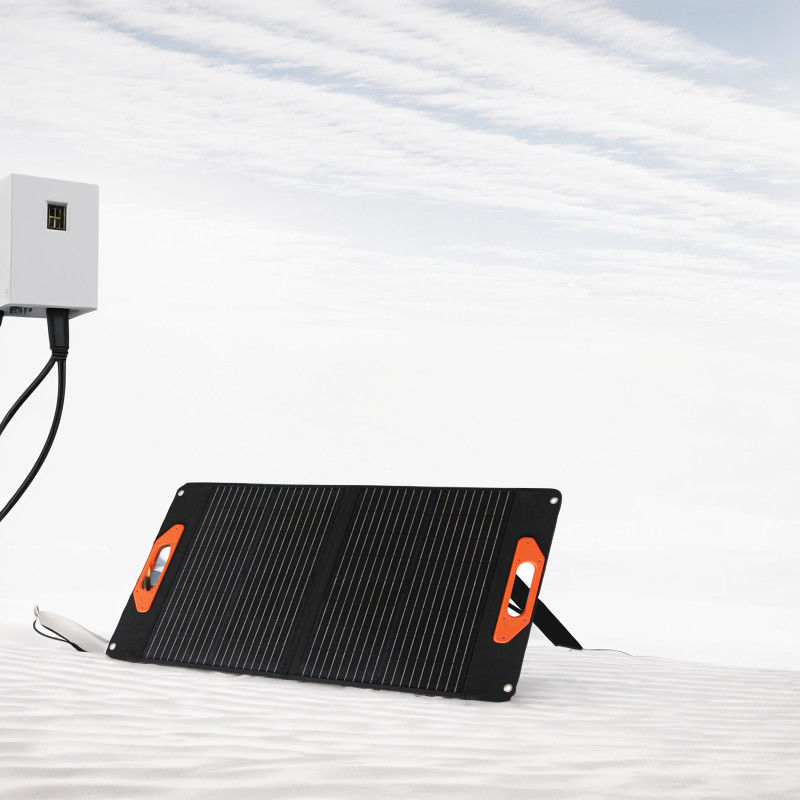 Système de panneaux solaires portables monocristallin 50W 60W 100W 200W pour l'alimentation électrique