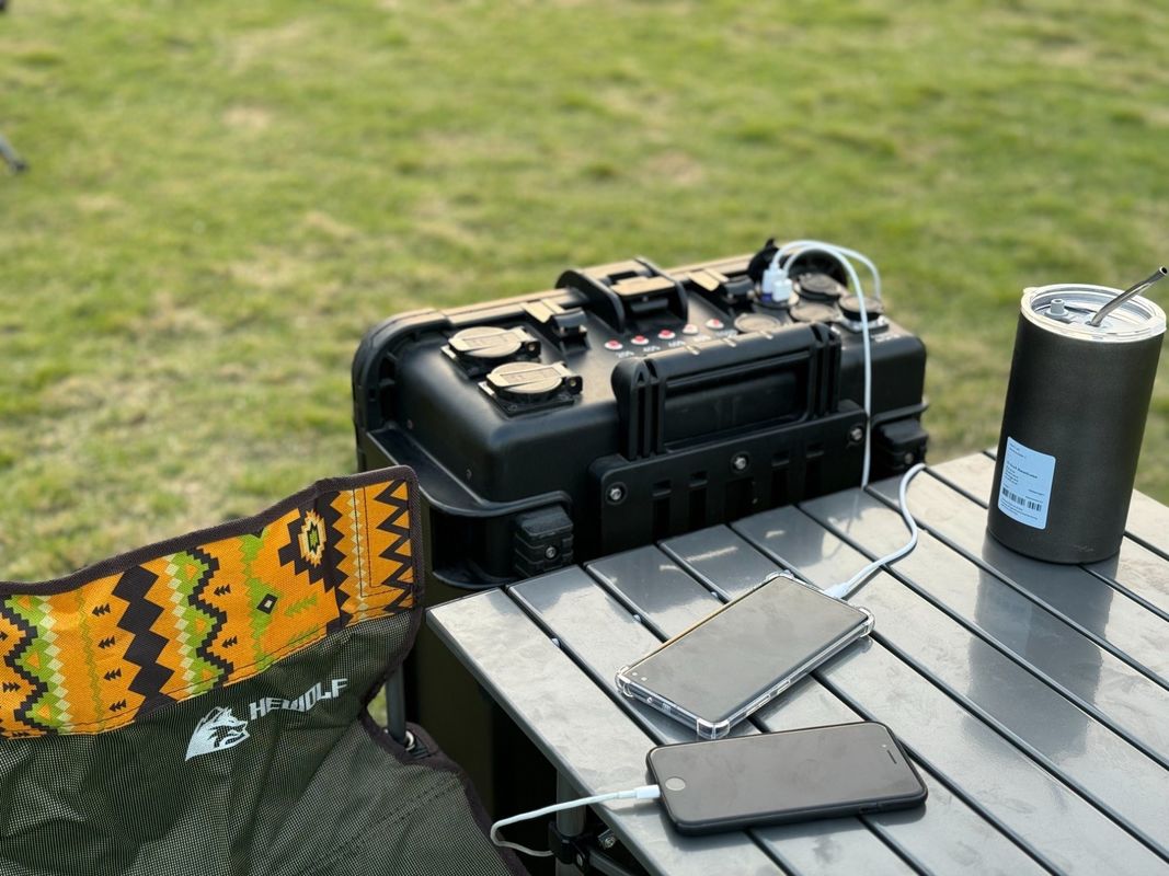3000wh Portable Power Bank pour la photographie en extérieur Camping Modèle d'urgence NO. LT-30